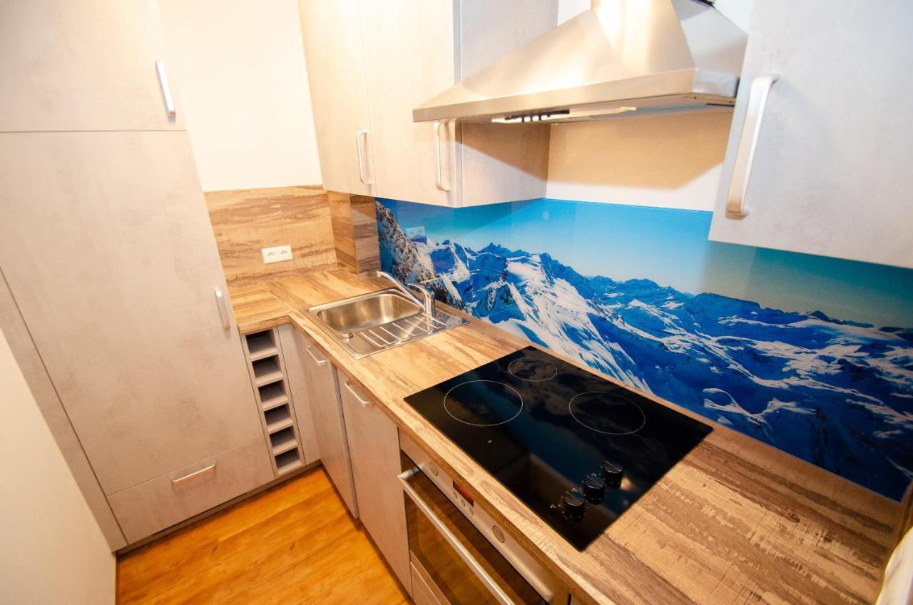 Penthouse Eightyone By All In One Apartments Kaprun Kültér fotó